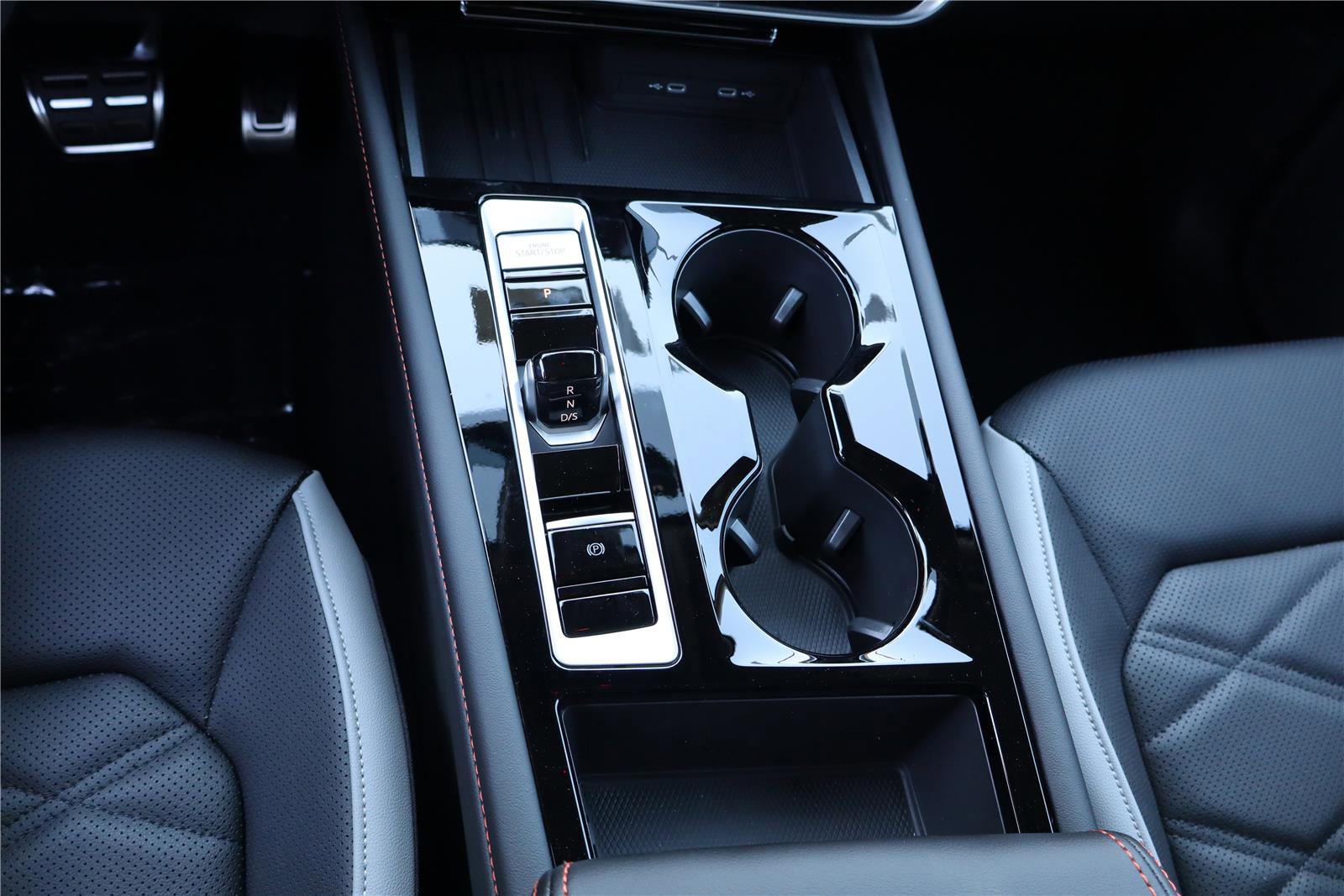 New 2026 Volkswagen Atlas Peak Edition image 20