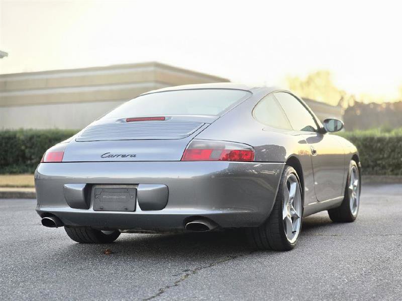 Used 2003 Porsche 911 Carrera image 10