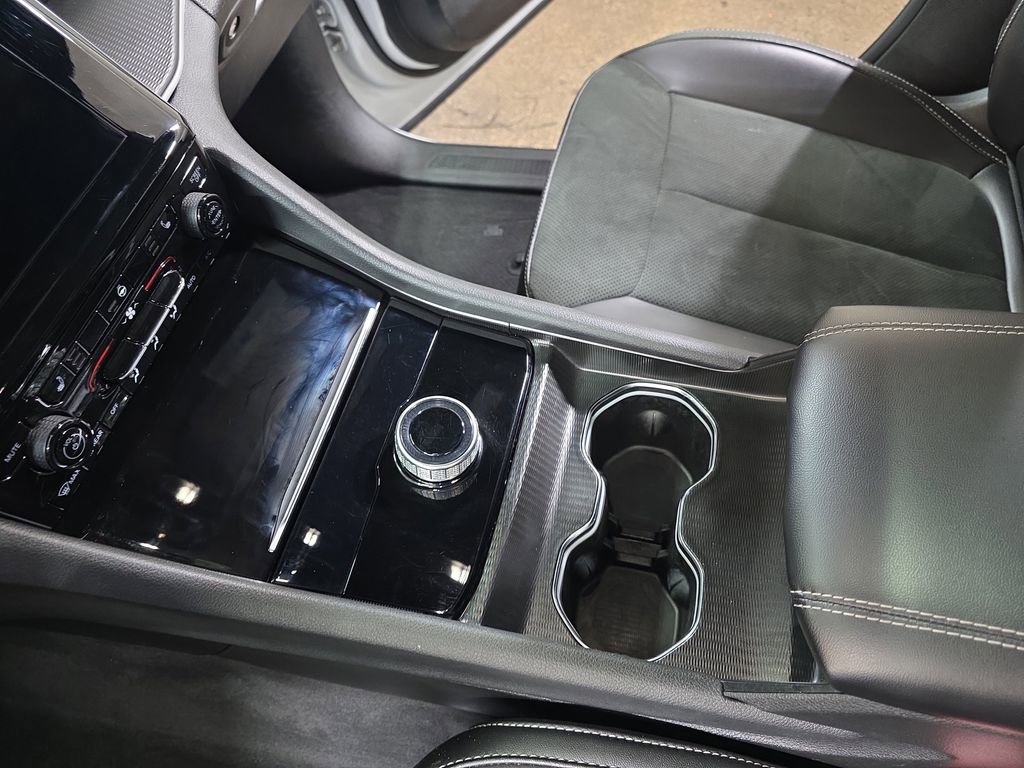 Used 2025 Jeep Grand Cherokee Altitude image 22