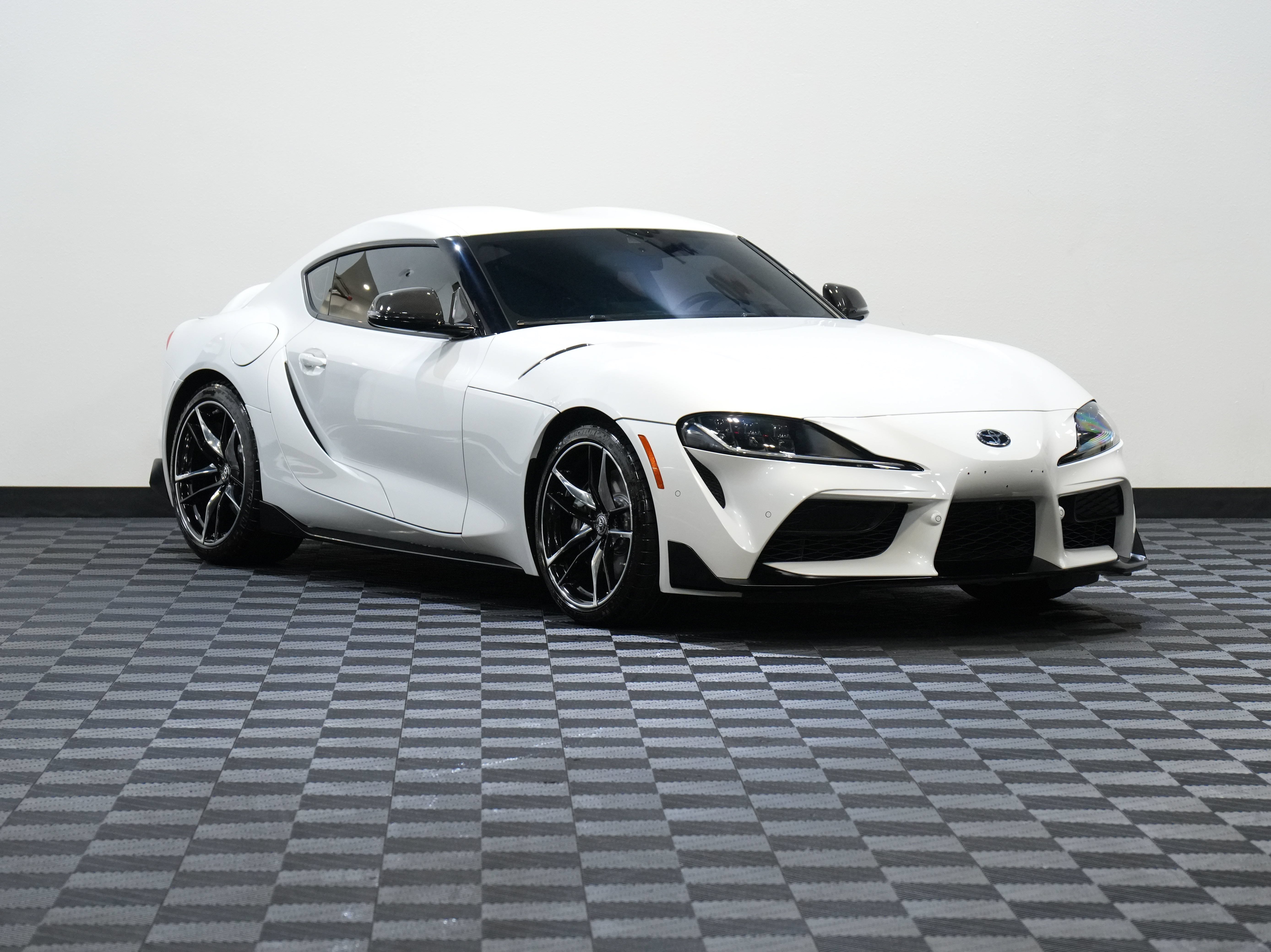 Used 2021 Toyota Supra w/ Safety & Technology Package RWD image 5