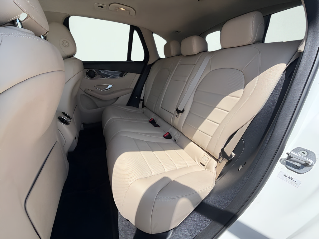 Used 2016 Mercedes-Benz GLC 300 image 9