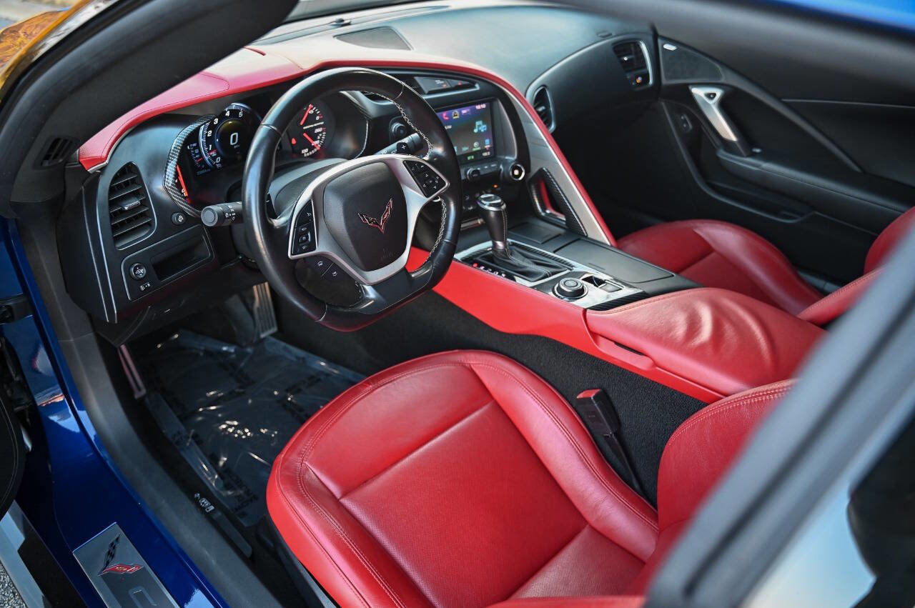Used 2017 Chevrolet Corvette Grand Sport image 3