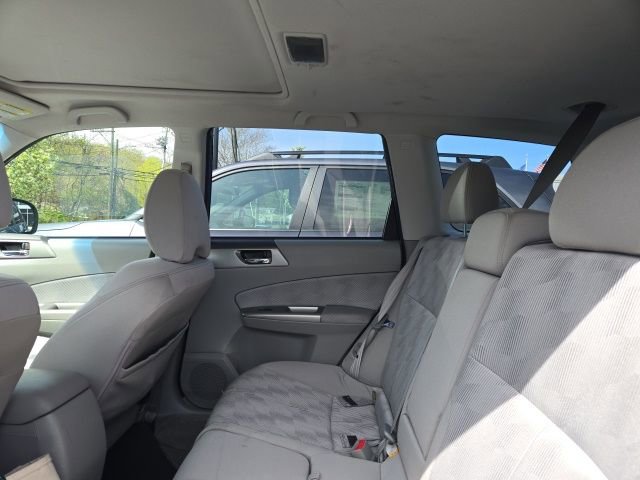 Used 2010 Subaru Forester 2.5X Premium AWD/4WD image 4