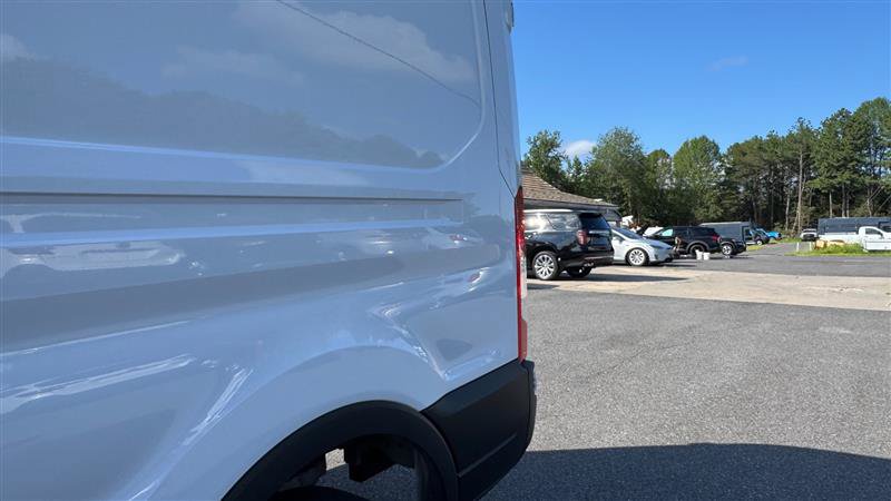 Used 2023 Ford E-Transit Medium Roof RWD image 13