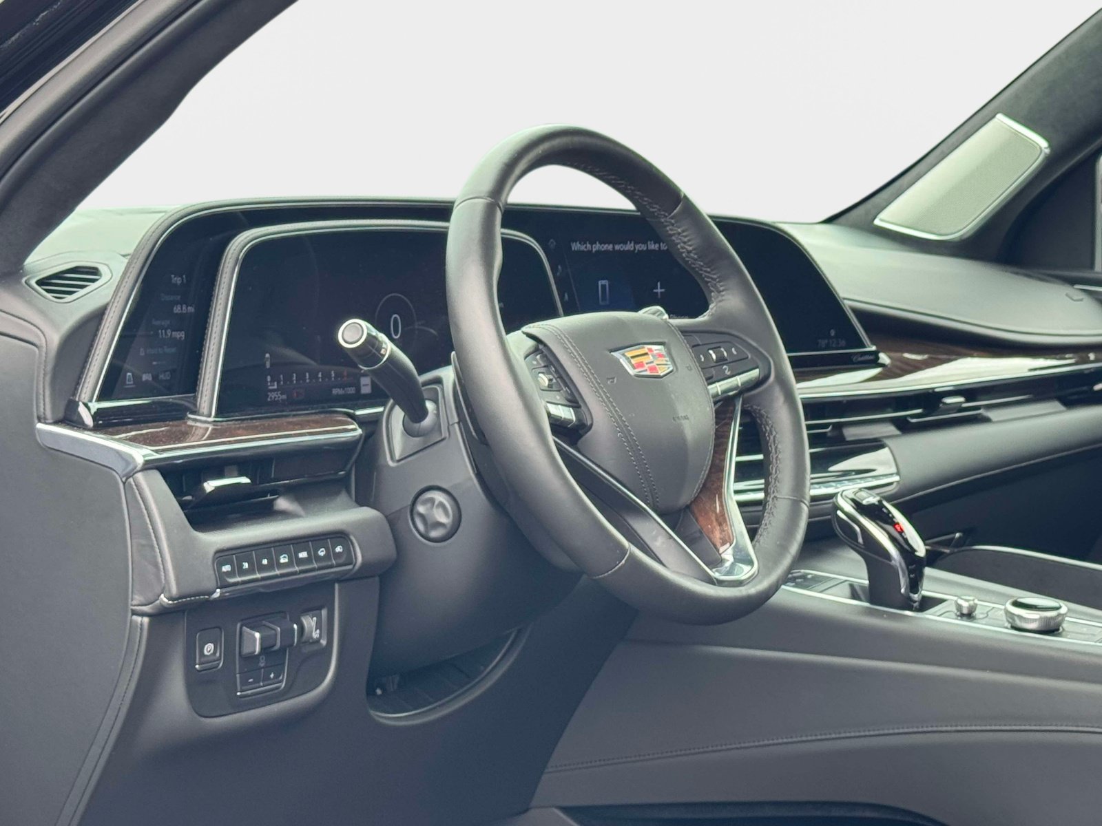 Certified 2022 Cadillac Escalade Premium Luxury Platinum AWD/4WD image 11