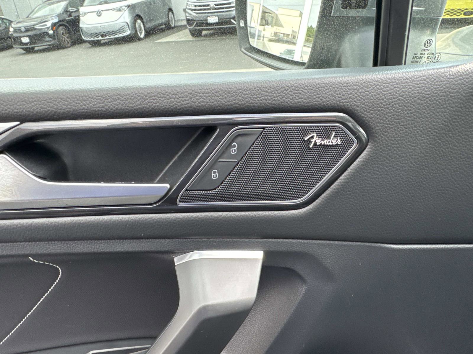 Certified 2023 Volkswagen Tiguan SEL R-Line image 15