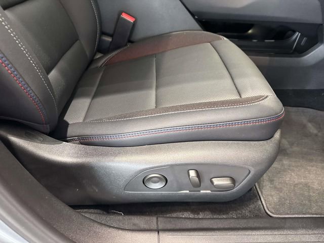 New 2026 Chevrolet Equinox EV RS image 12