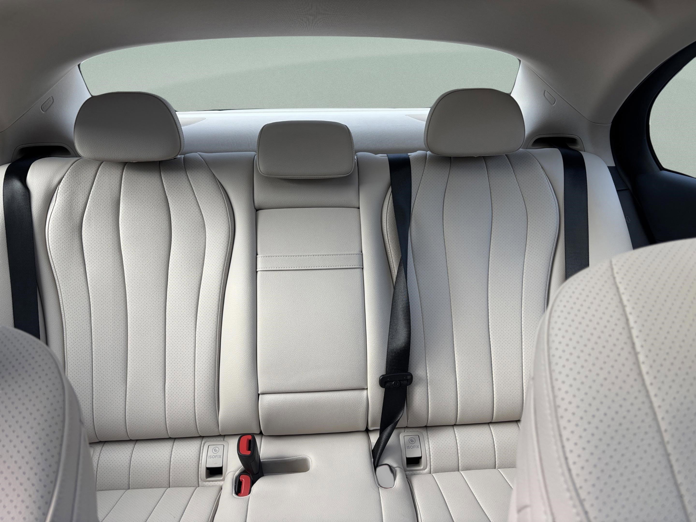 Used 2024 Mercedes-Benz E 450 4MATIC Sedan image 24