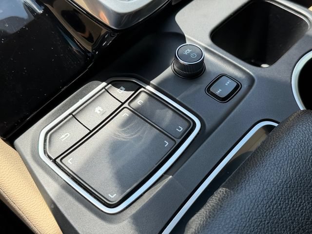Used 2023 Acura MDX FWD image 25