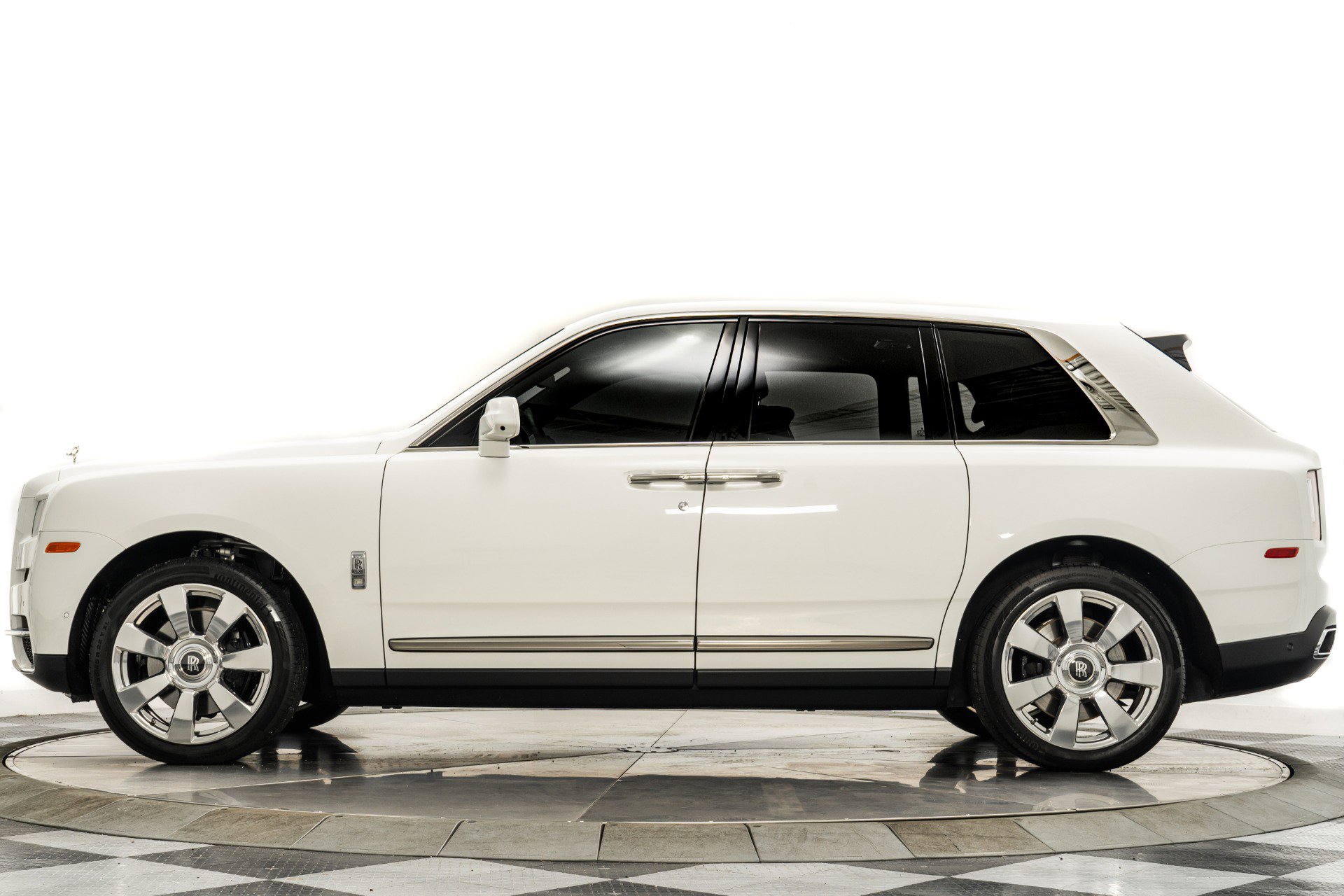 Used 2020 Rolls-Royce Cullinan image 6