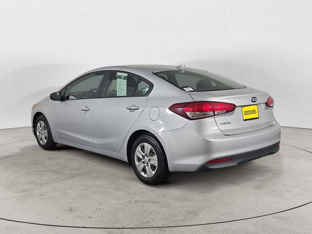 Used 2017 Kia Forte LX FWD image 7