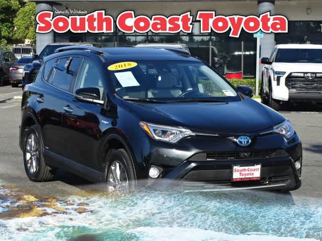 Used 2018 Toyota RAV4 Limited w/ Advanced Technology Package AWD/4WD image 2