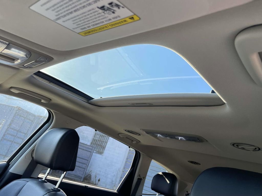 Used 2022 Kia Telluride EX image 19