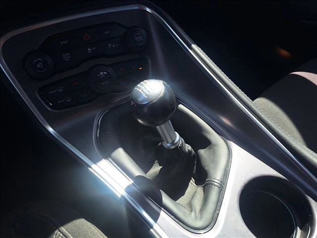 Used 2015 Dodge Challenger R/T w/ Quick Order Package 22B R/T RWD image 13