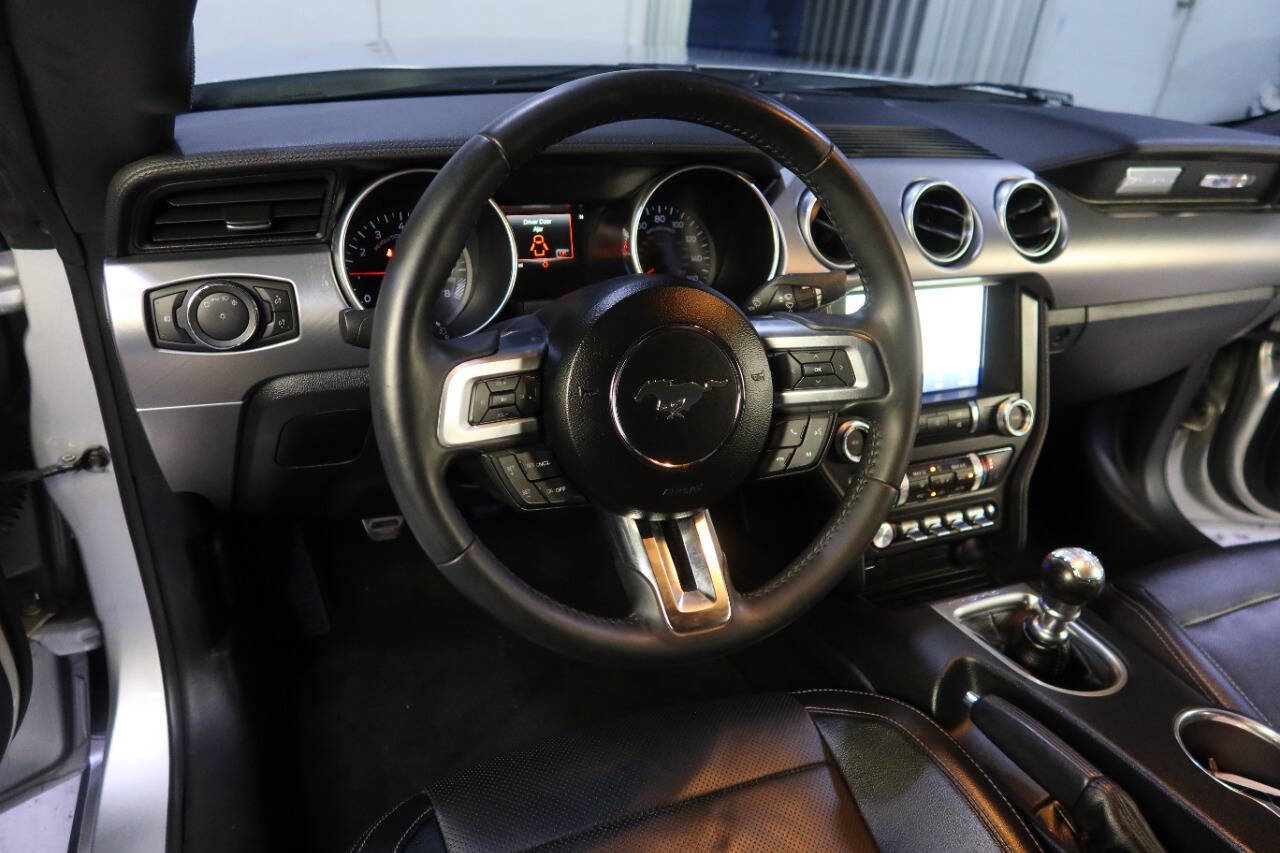 Used 2019 Ford Mustang GT Premium RWD image 20