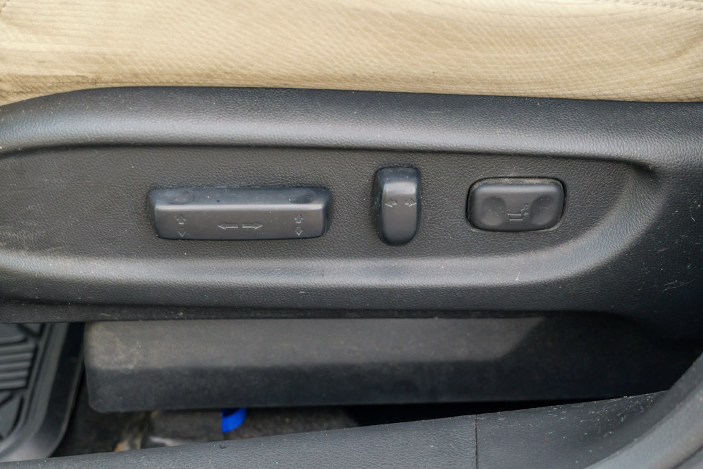 Used 2016 Honda Accord EX image 24