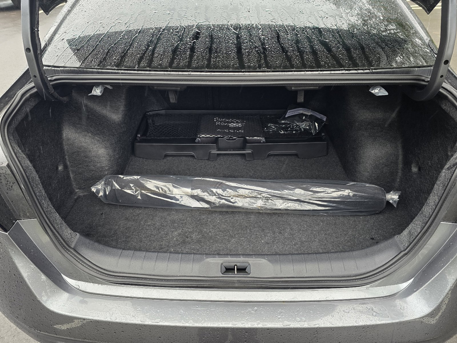 Used 2025 Nissan Altima 2.5 SV FWD image 25