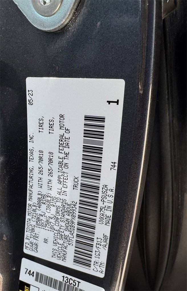 Used 2023 Toyota Tundra SR5 w/ SR5 Convenience Package image 31