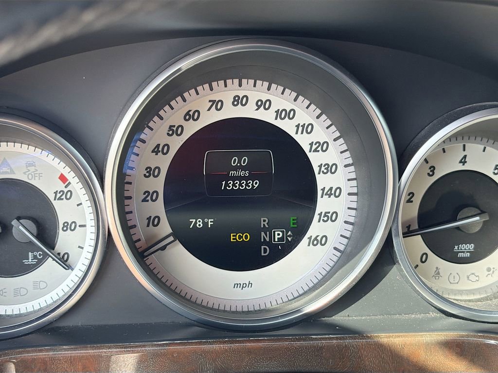 Used 2014 Mercedes-Benz E 350 4MATIC Sedan image 13
