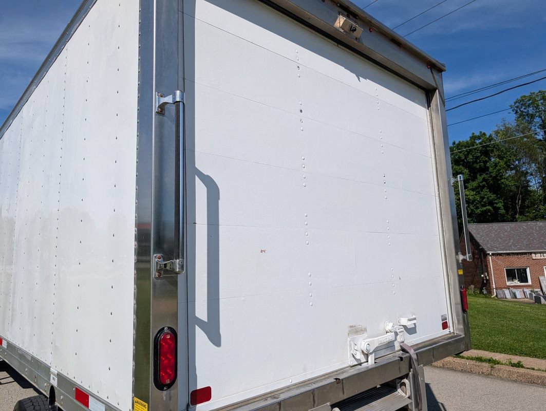 Used 2022 RAM 4500 Tradesman RWD image 31