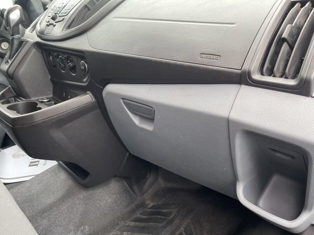 Used 2016 Ford Transit 150 130 Low Roof RWD image 18