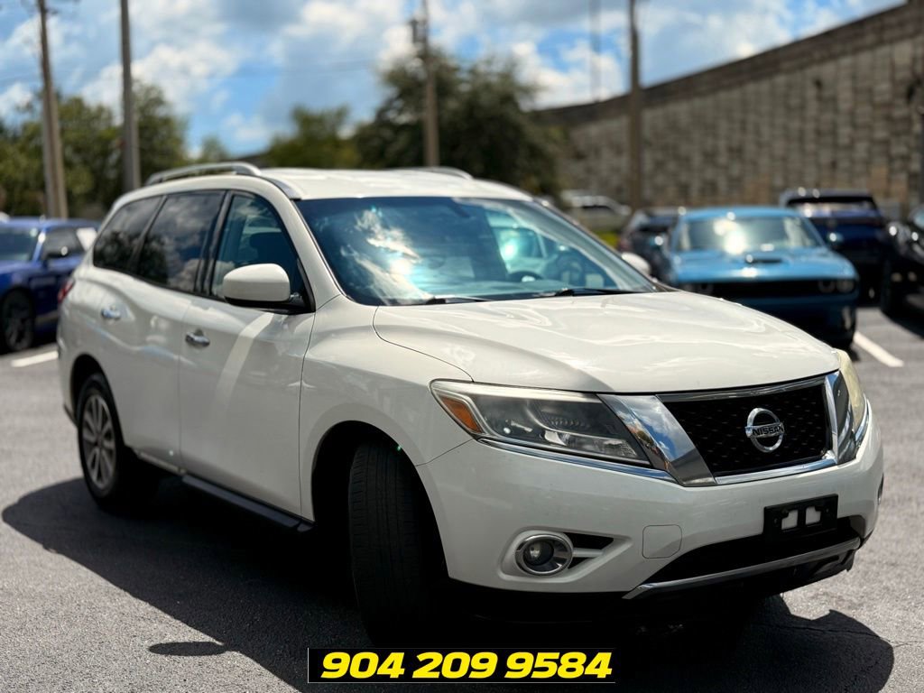 Used 2016 Nissan Pathfinder SV FWD image 11
