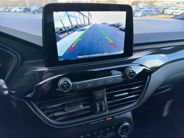 New 2026 Ford Escape ST-Line w/ Cold Weather Package AWD/4WD image 13