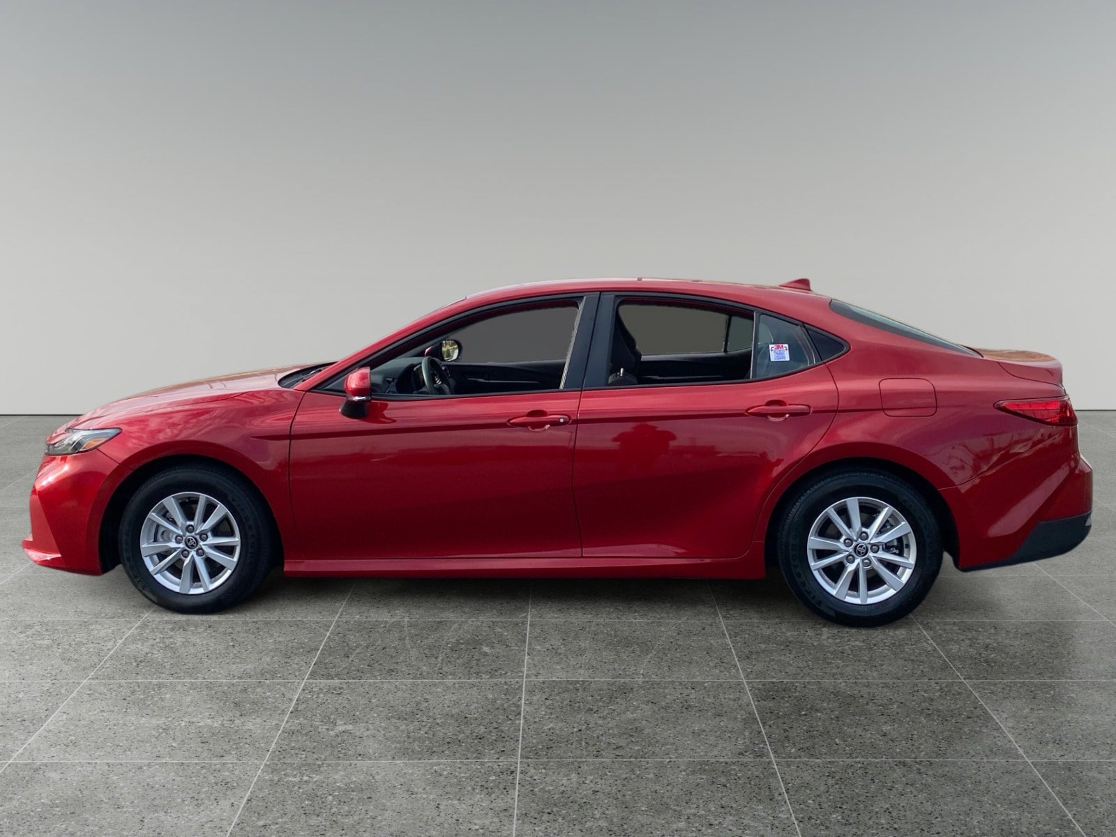Used 2025 Toyota Camry LE FWD image 2