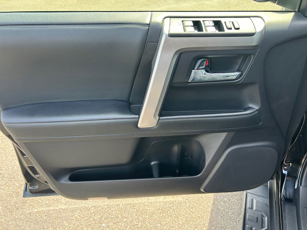 Used 2024 Toyota 4Runner SR5 Premium w/ Moonroof Package AWD/4WD image 21