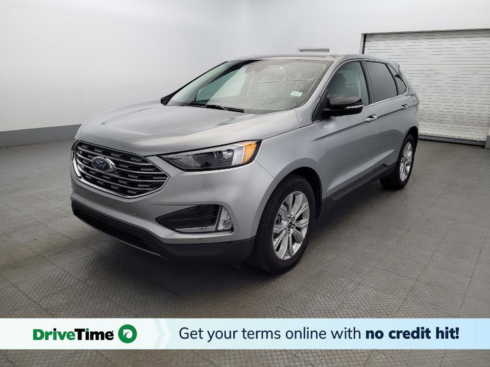 Used 2024 Ford Edge Titanium image 1