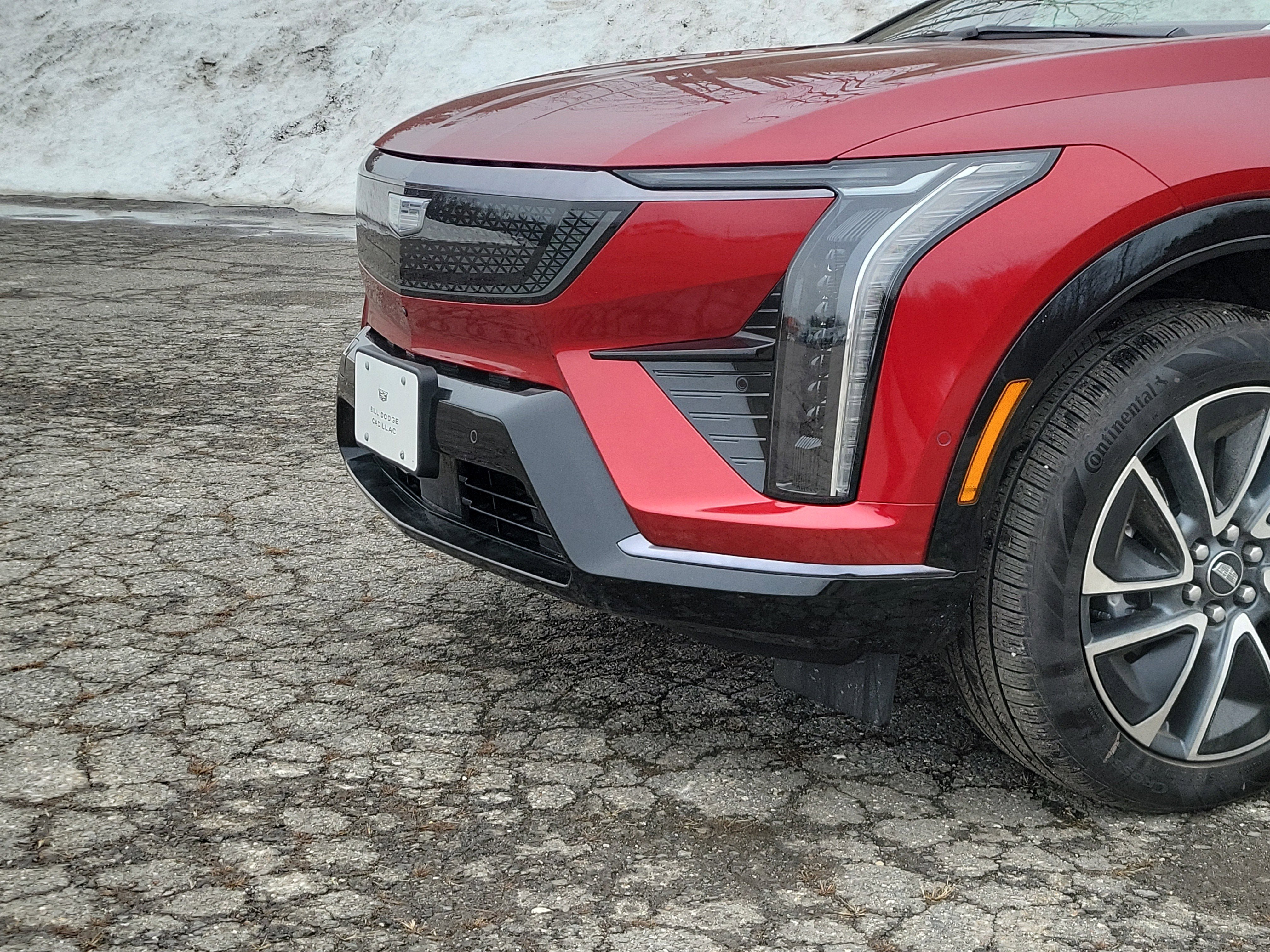New 2026 Cadillac Optiq Sport 1 w/ LPO, Floor Liner Package AWD/4WD image 14
