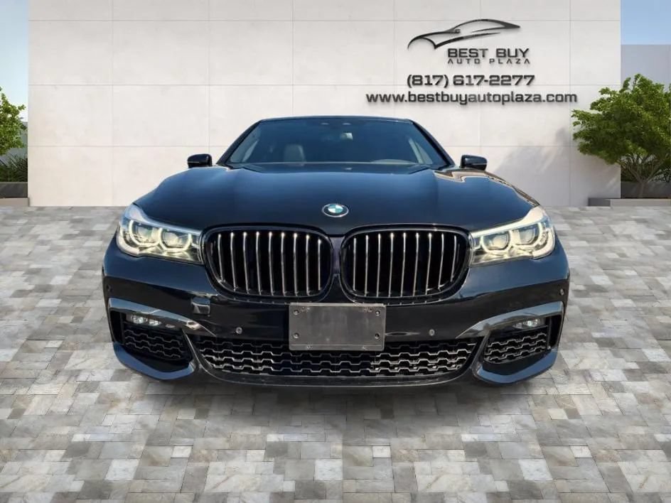 Used 2018 BMW 740i RWD image 2