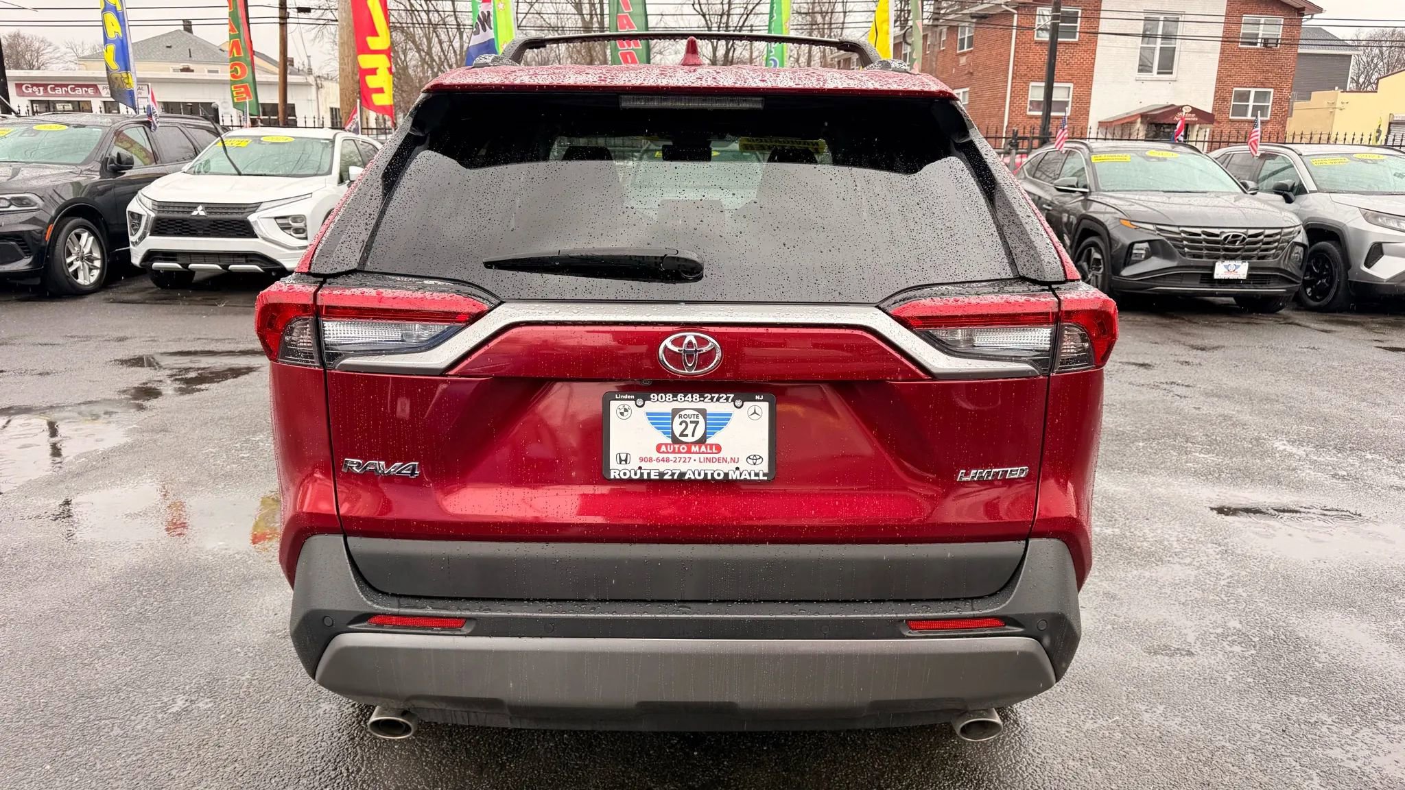 Used 2019 Toyota RAV4 Limited image 7