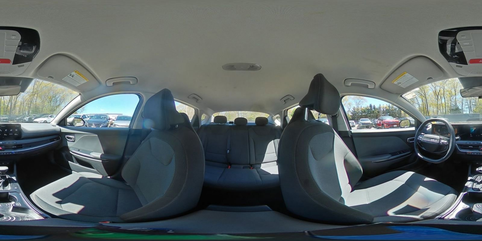 Used 2025 Kia K4 FWD image 40