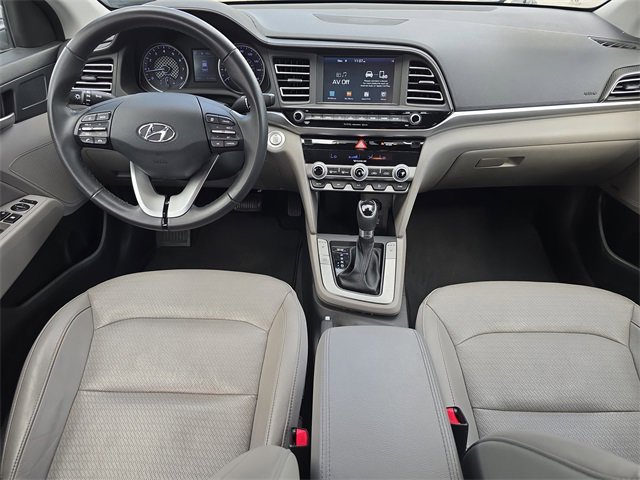Used 2020 Hyundai Elantra Limited image 16