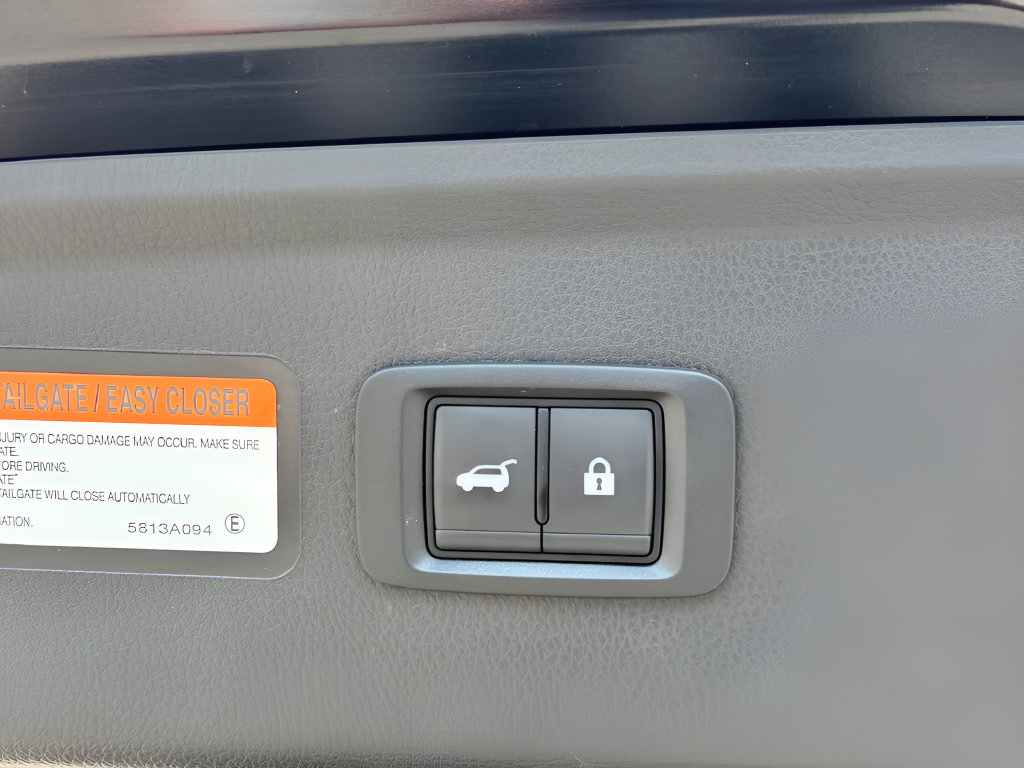 Used 2024 Mitsubishi Eclipse Cross SE AWD/4WD image 38