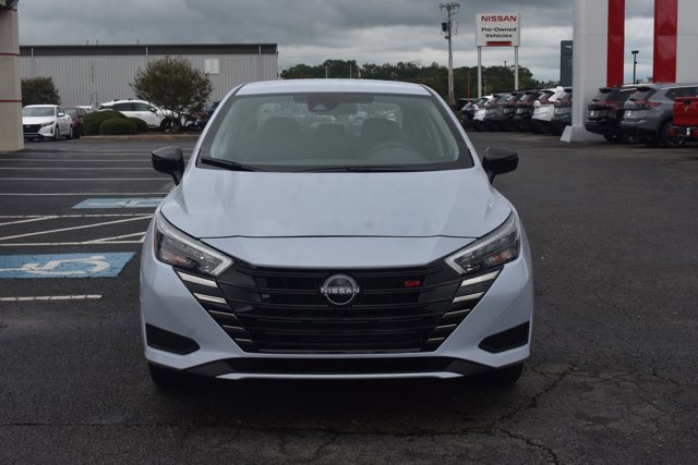 New 2025 Nissan Versa SR w/ Trunk Package image 2