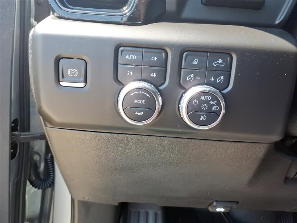 Used 2024 GMC Sierra 3500 AT4 w/ AT4 Premium Plus Package image 24