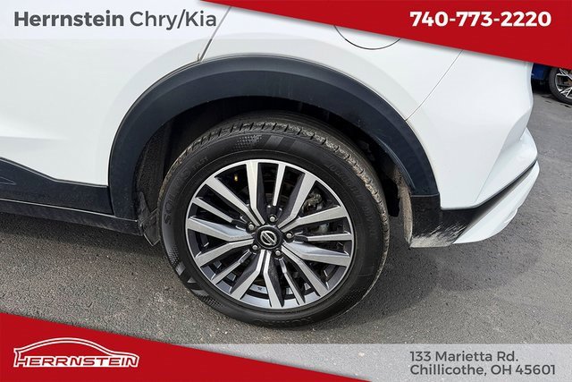 Used 2021 Nissan Kicks SV image 22