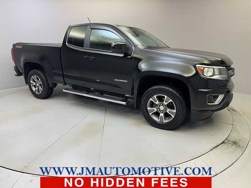 Used 2017 Chevrolet Colorado Z71 AWD/4WD image 7