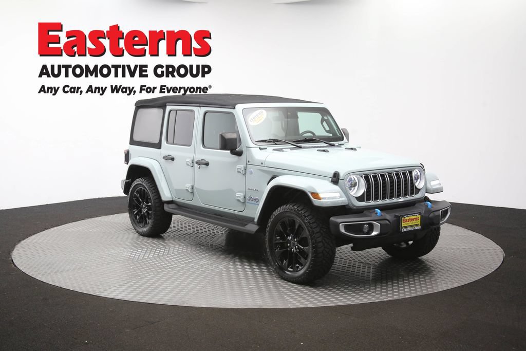Used 2024 Jeep Wrangler Unlimited Sahara w/ Technology Group AWD/4WD image 51