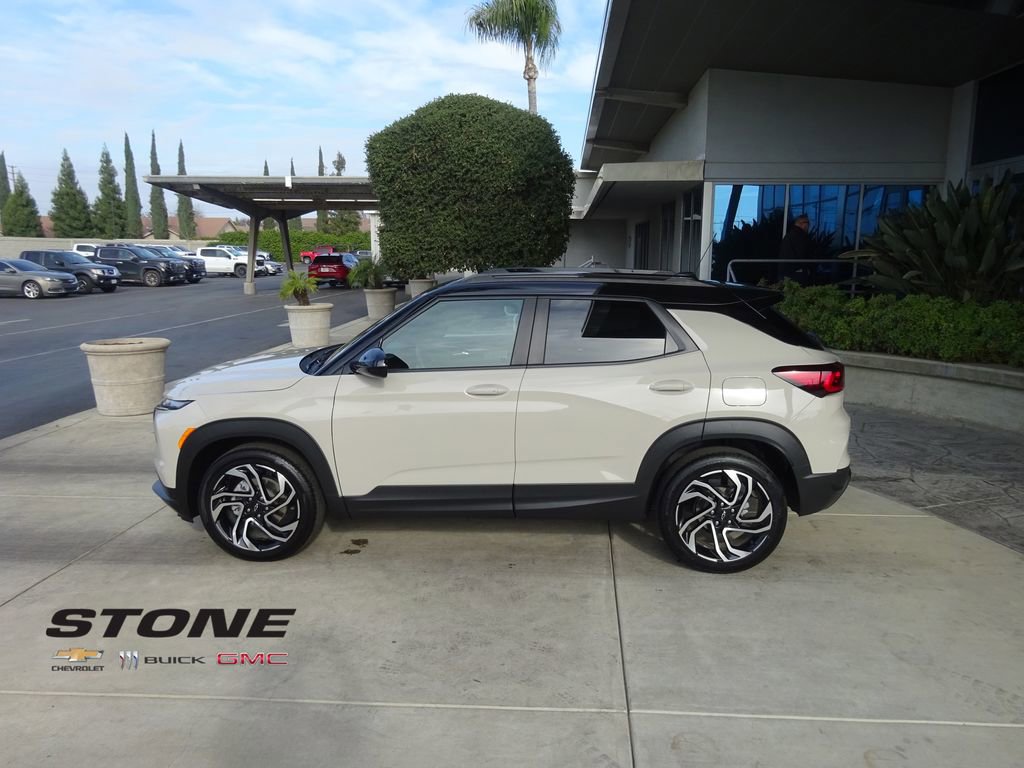 Used 2026 Chevrolet TrailBlazer RS w/ Driver Confidence Package image 4