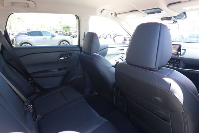 New 2026 Nissan Rogue SV image 17