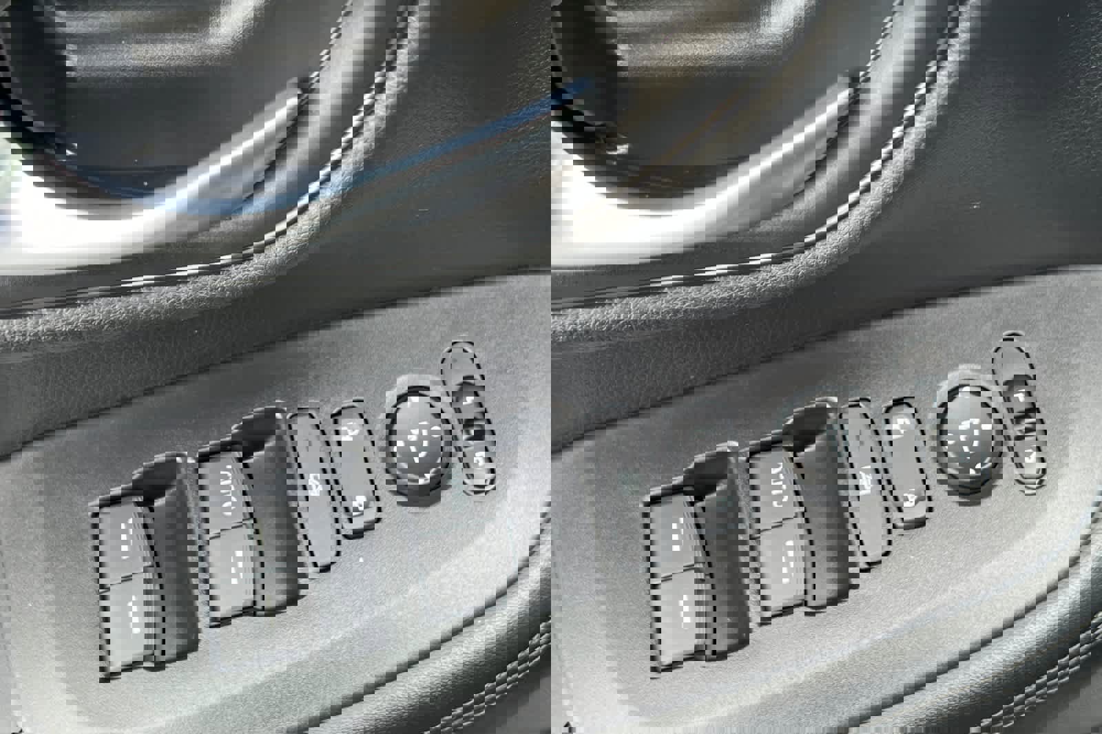 New 2026 Honda HR-V LX image 15