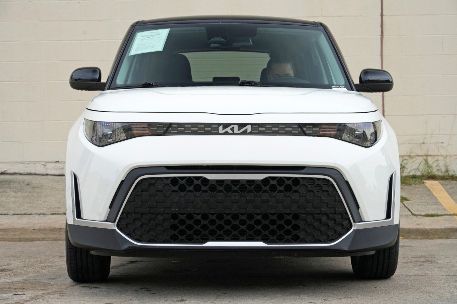 Used 2025 Kia Soul S FWD image 6