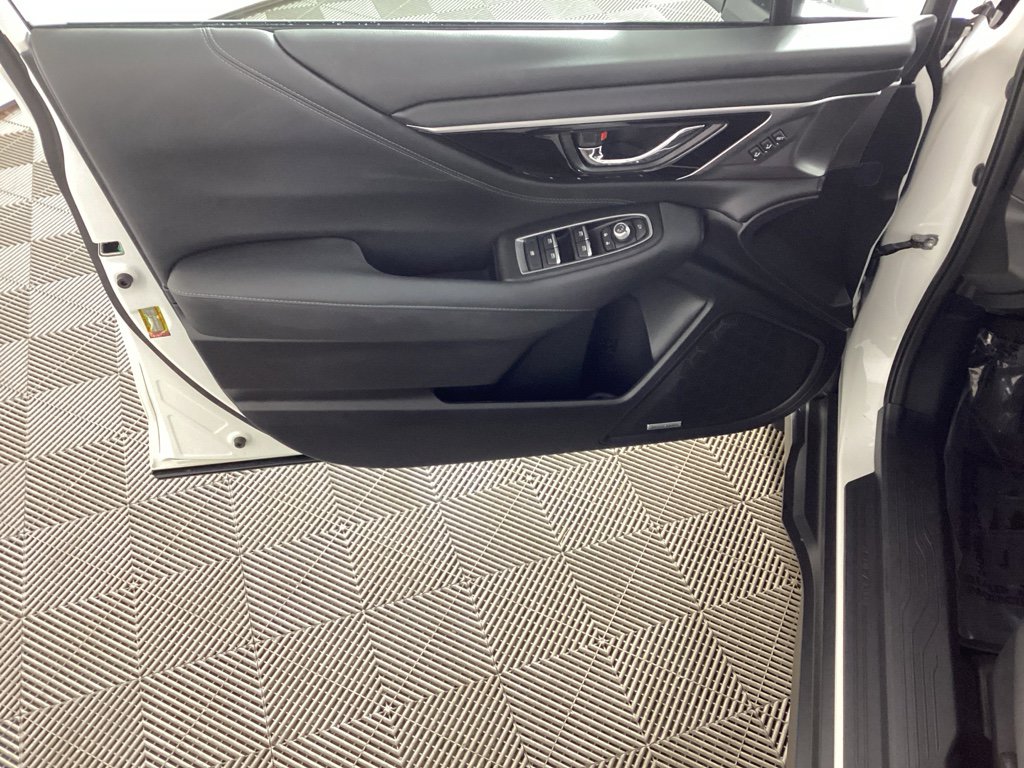 Used 2023 Subaru Outback Touring XT image 15