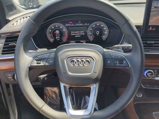 Used 2023 Audi Q5 2.0T Premium Plus w/ Premium Plus Package AWD/4WD image 31