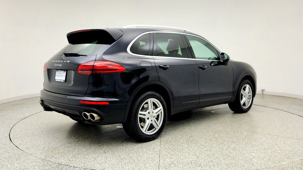 Used 2017 Porsche Cayenne S w/ Premium Package AWD/4WD image 5