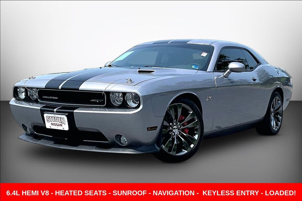 Used 2014 Dodge Challenger SRT8 w/ Harman/Kardon Audio Group RWD image 3