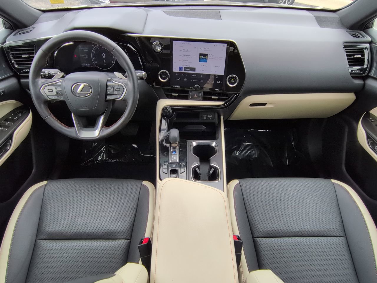 Used 2024 Lexus NX 350 AWD image 15
